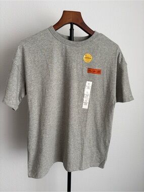 Cat & Jack Heather Gray Short Sleeve Tee with Small Patch Details oversized XL